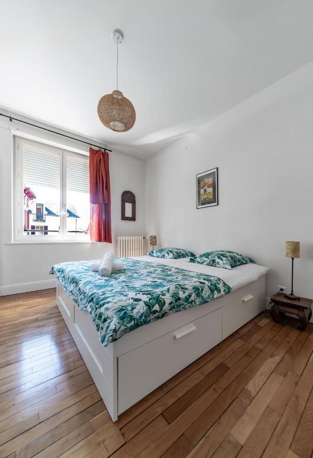 Le Belfort - Grand Appartement Avec Terrasse Et Parking Prive Βισύ Εξωτερικό φωτογραφία
